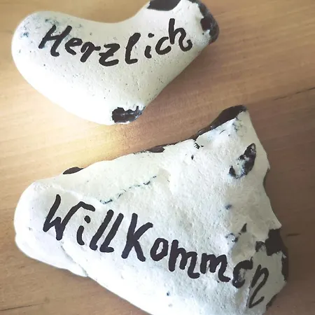 Apartment Am Krienker Mit Terrasse *