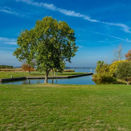 Am Krienker Mit Terrasse Apartment Dewichow